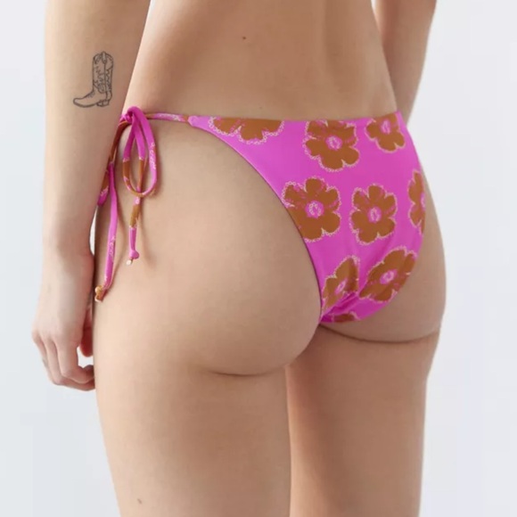 UO floral bikini - Picture 10 of 10